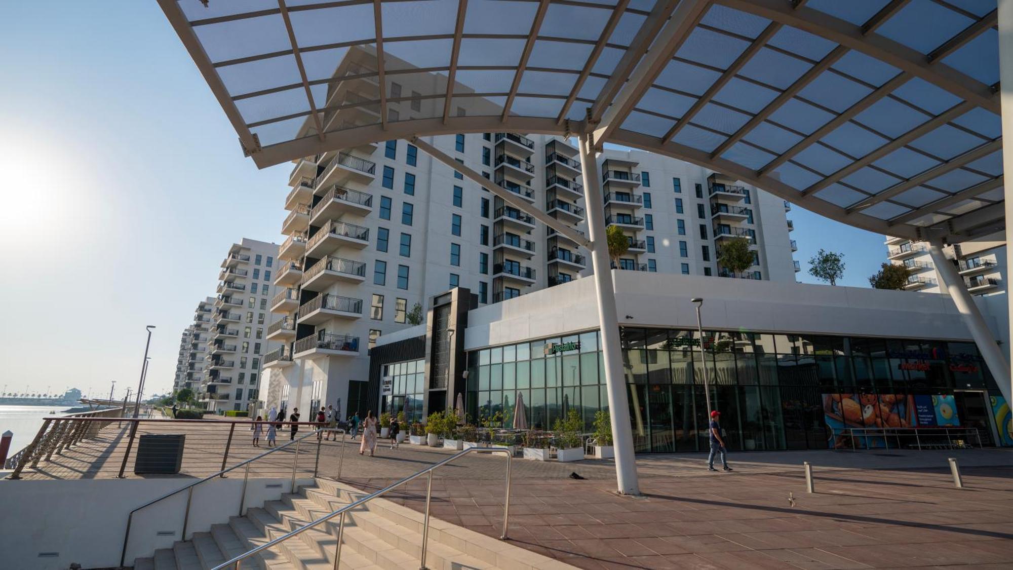 Apartment 2bhk Dream Yas Island Staycation - F1 Circuit *